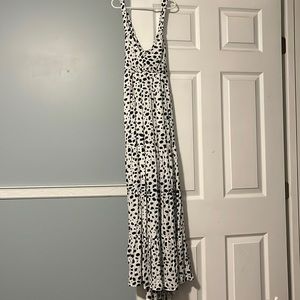HYFVE backless dress, color black and white, size medium.